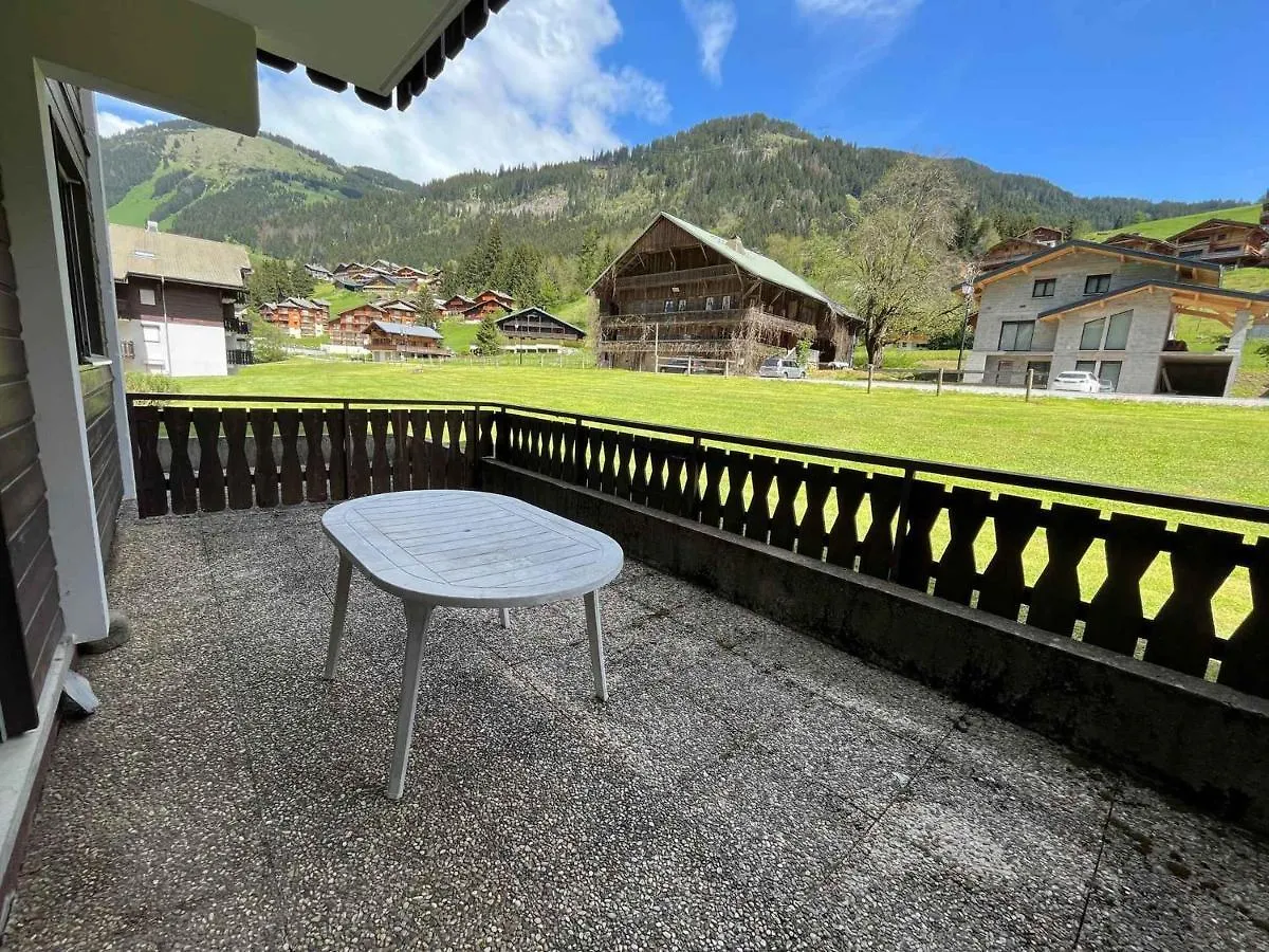 Appartement Cosy 4 Pers Avec Wi-Fi, Parking, Terrasse A Chatel - Fr-1-198-256 Apartment